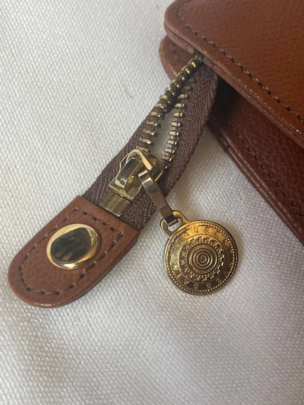 Yves Saint Laurent Tan Leather Zip Clutch with Gold Hardware - Picture 5 of 13